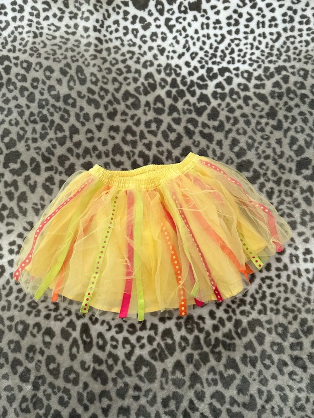 2009 Gymboree Tulle Ribbon Layered Skirt in Yellow Size 3T